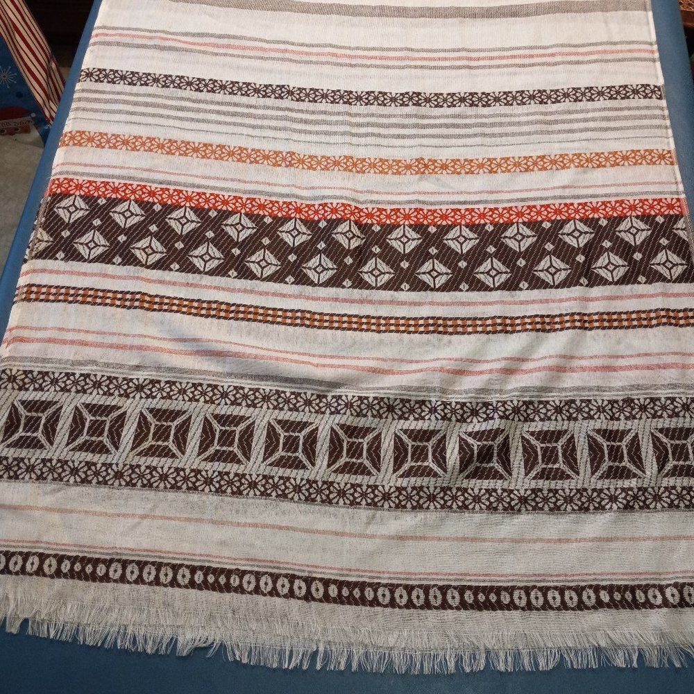 Scandinavian folk scarf in pink, brown, red, ivory  + earth tones Elegant & soft - Picture 7 of 7